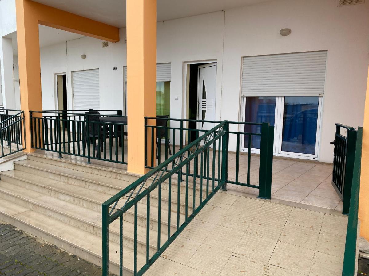 Apartamento acolhedor numa das mais belas praias do centro de Portugal Pataias Exterior foto
