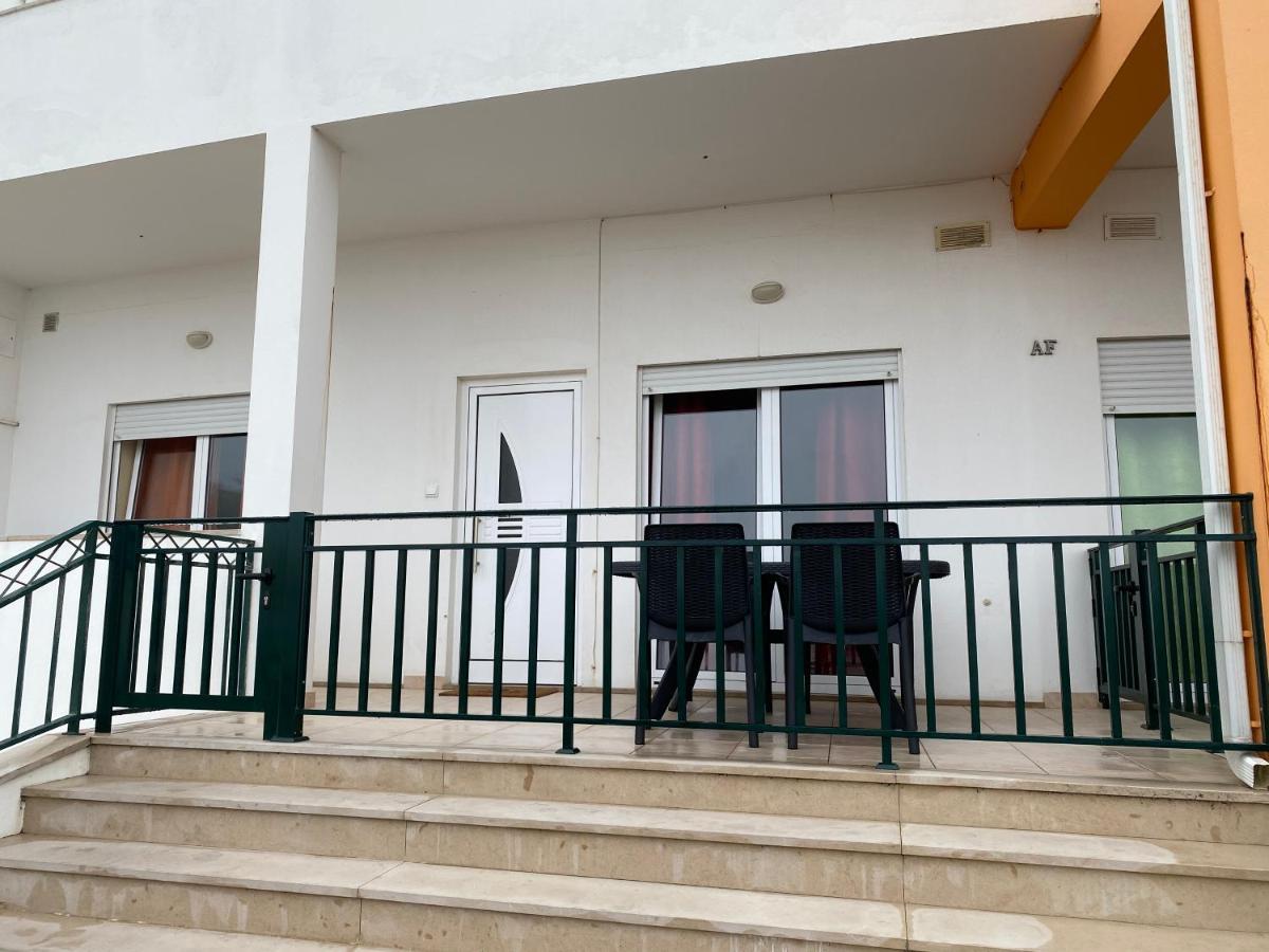 Apartamento acolhedor numa das mais belas praias do centro de Portugal Pataias Exterior foto